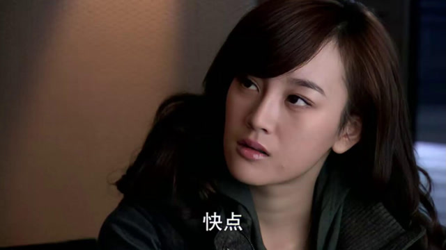 牵牛的夏天:牵牛与童小夏冤家路窄,上卫生间都被整,可怜