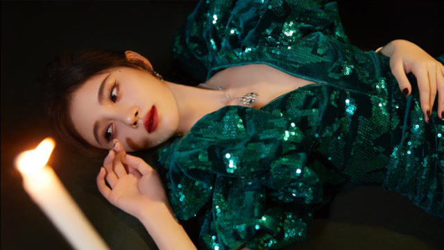 女明星的蛇精腰鞠婧祎的腰被质疑真实性吉娜的腰跟晓彤头围大