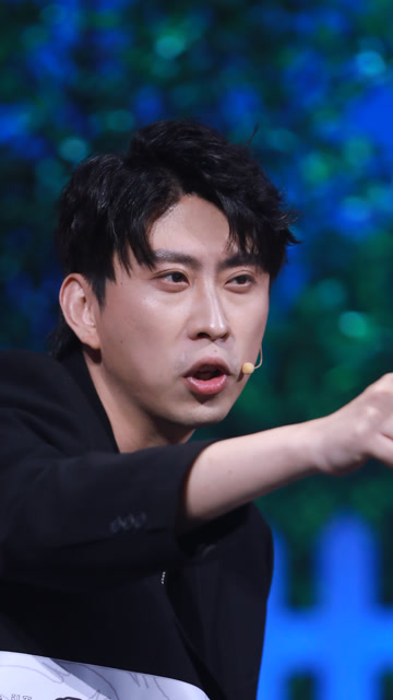 太会占便宜了→蔡佩池喊蒋易爸爸