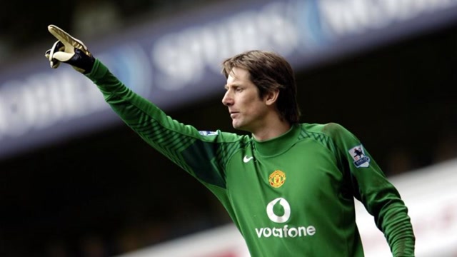 曼联3球完胜富勒姆范德萨连续115415场零封缔造英超纪录