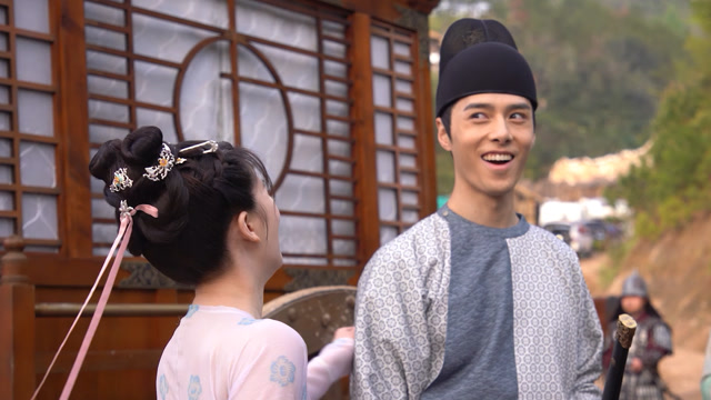 《长歌行》幕后花絮:走神的叔玉与乐嫣眼神错位