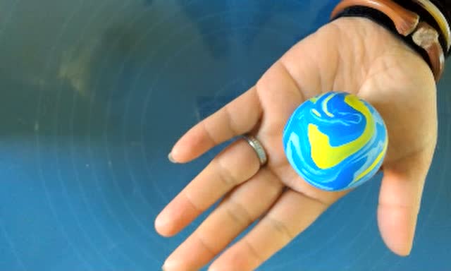 佑宝妈妈教你做超轻粘土星空弹力球