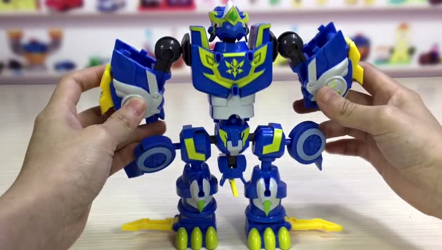 斗龙战士3 龙印之战 亚烈变形机器人 合体圣斗神龙