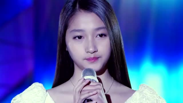 国民闺女关晓彤演唱《酒干倘卖无》,现场观众,编导全部哭了!
