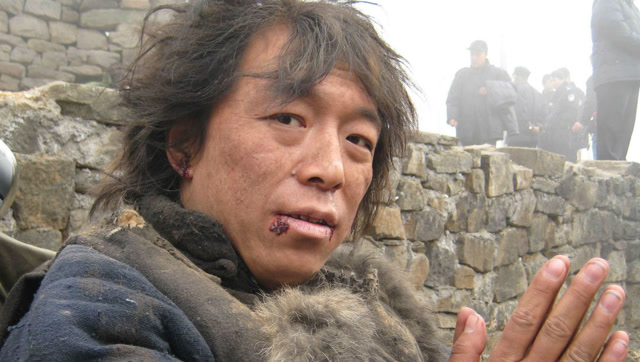 他注定是影帝!黄渤演的地痞无赖不仅耍赖,还超损!