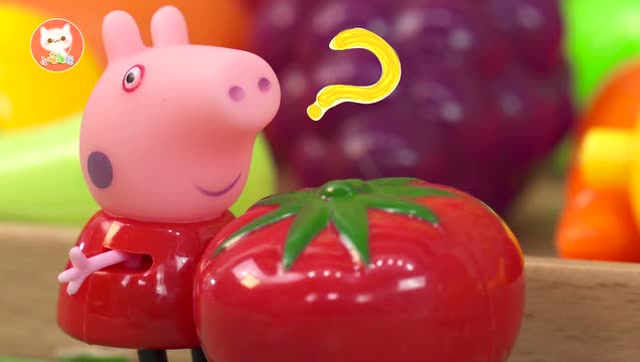 小猪佩奇和妈妈一起去菜市场,原来是奇异水果