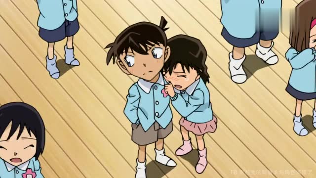 不同视角感受下 小兰和新一在幼儿园的初次相遇  新一视角