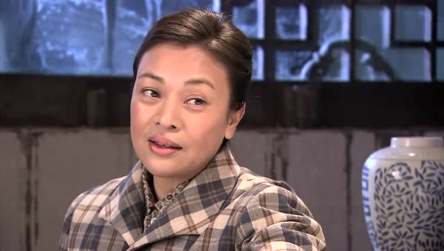 二叔:大嫂把二叔婚礼办的体体面面的,黑丽丽来安慰大嫂都忘了吧