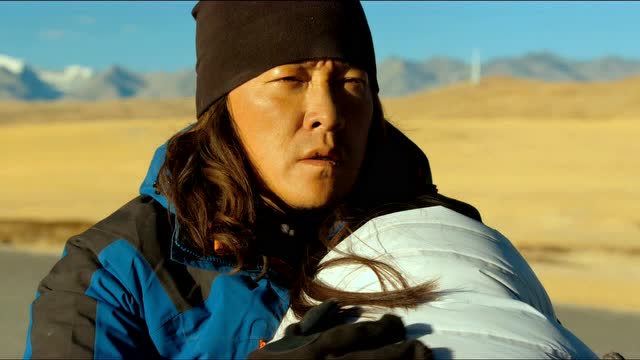 《七十七天》预告片