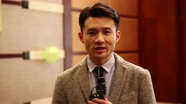 cctv少儿频道著名节目主持人赵一天为七彩校园发来祝福