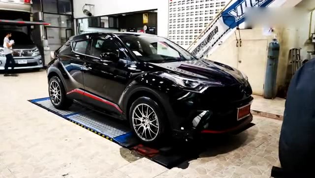 钢炮般的姿态 丰田奕泽chr改装展示