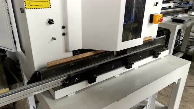 青林机械45度双锯片切角锯