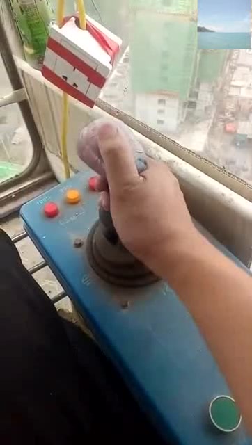 塔吊教程:教你学开塔吊