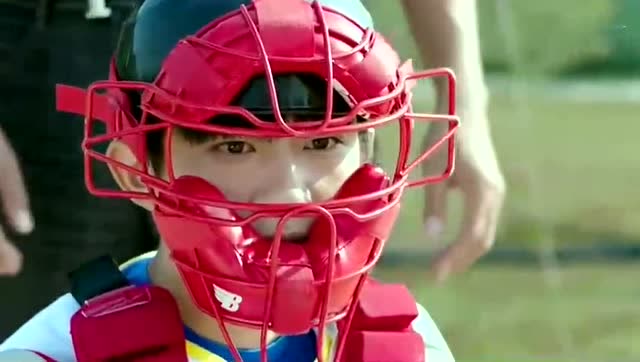 我们的少年时代:王俊凯指叉球炫技惊艳,真不愧是王牌投手