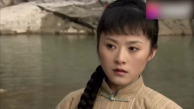 铁道游击队:蓝妮一句话激怒六子,洪哥太关心游击队,芳林嫂吃醋