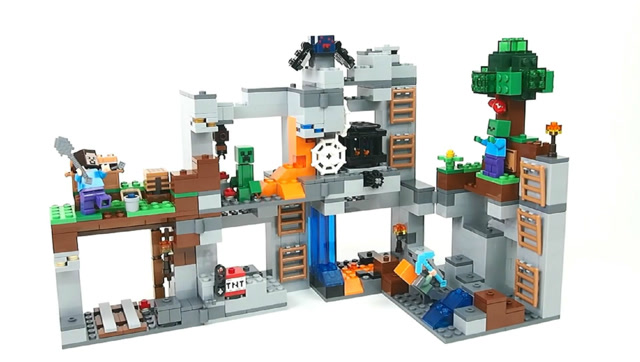 乐高积木空间搭建我的世界21147史蒂夫的岩底大冒险