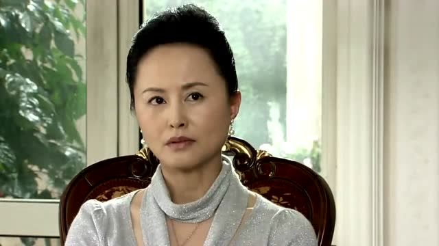 世贤抱着品如求原谅,还拿父亲压她,真是过分