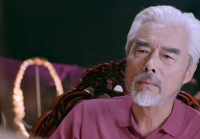 甜蜜暴击:爷爷反对方宇明天恋情,方宇表示自己坚决不放弃!