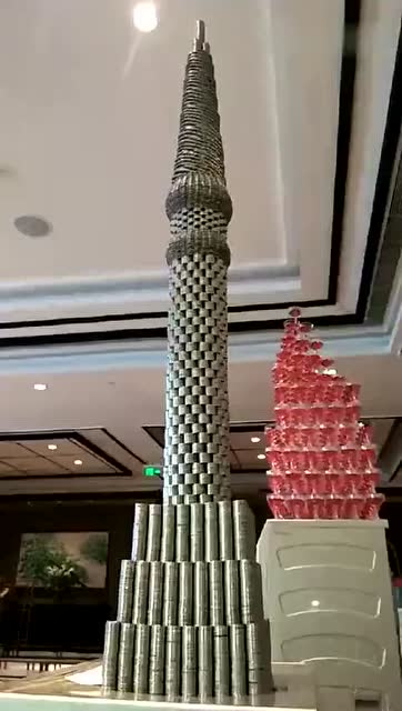 这个塔猜猜用了多少枚硬币?