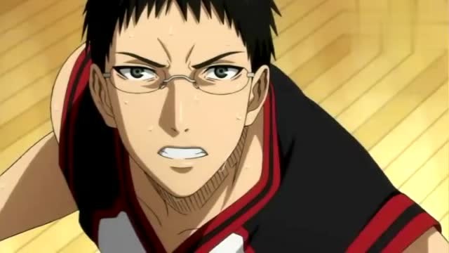 青峰火神一对一,青峰的速度竟然快到,连火神都没反应过来!