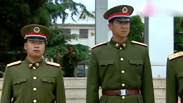 马小帅入连仪式,浴血先锋钢七连,装甲之虎钢七连