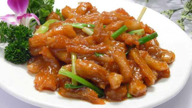 专业大厨教你正宗红烧牛蹄筋的家常做法,做法简单,吃一口满嘴香