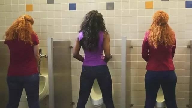 一次性上厕所"神器"诞生!随时随地解决"尿急",女生再也不用排队了