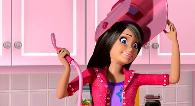 芭比之梦想豪宅:思佩又被解雇了,芭比让思佩去她的时尚店帮忙