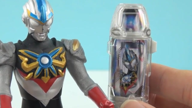 欧布奥特曼奥特胶囊炫酷可动经典软胶玩具