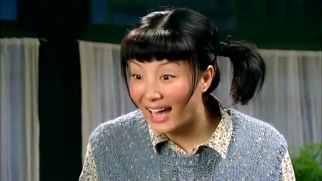 傻春:傻大姐真懂事,做主把苹果分给弟弟,妹妹,自己却舍不得吃