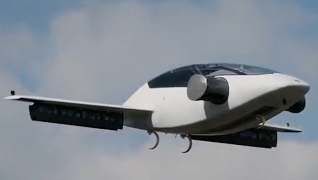 世界首款电动喷气式飞机,速度可达300km/h,造价却让人感到意外