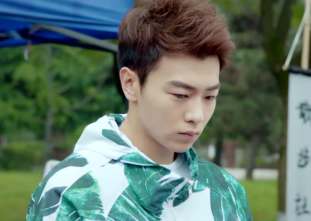 一起同过窗2:刚到学校任逸帆就先给唐木恩打了最后一通电话?