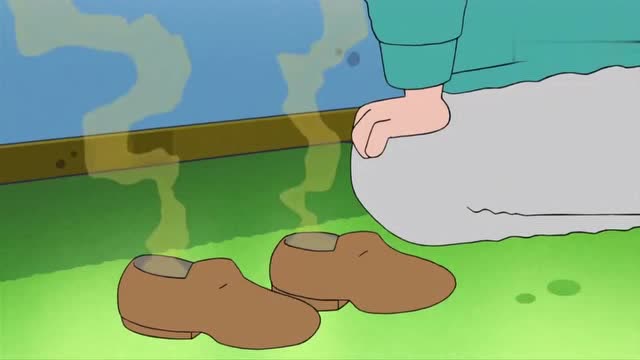 蜡笔小新:广志的脚太臭了,熏的售货员快要窒息!