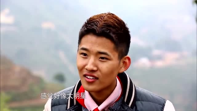 《变形计》富二代自我介绍,优点是太帅,缺点还是太帅,不打人