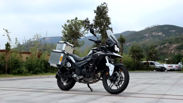 赛科龙rx3s,无需改装,即可摩旅!