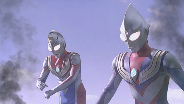 戴拿奥特曼剧场版迪迦营救阵亡的戴拿联手抗击boss