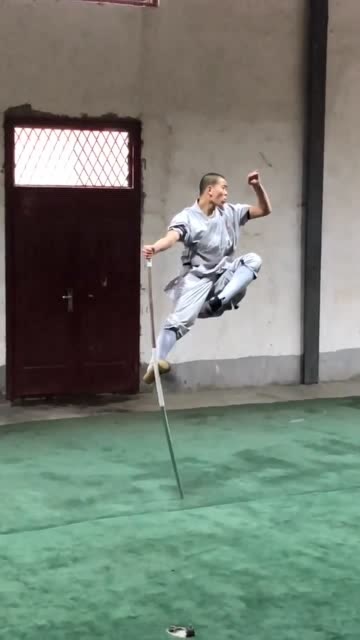 终于见识到标准的猴棍武术,这棍法花样超多,长见识了!