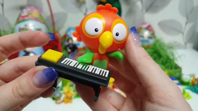 深受孩子喜爱的儿童玩具:小鸟弹钢琴,看起来不错呢!