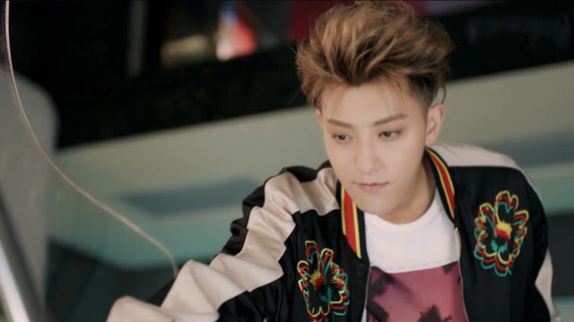 《夜空星》黄子韬吴倩cut杨真真偷家 郑柏旭回家空空如也