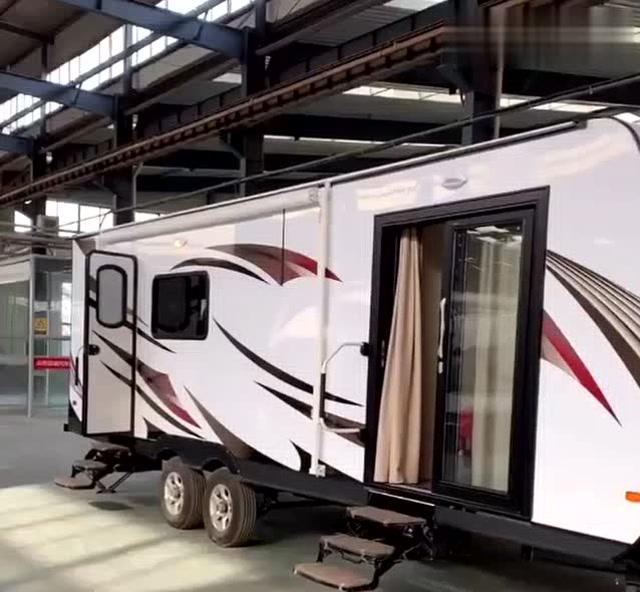 加长版拖挂房车,空间大装修豪华,网友:我缺的可能是停车位吧!