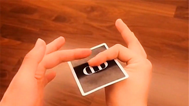 回旋飞牌到底要怎么玩,简单的几个步骤,网友:看着好简单