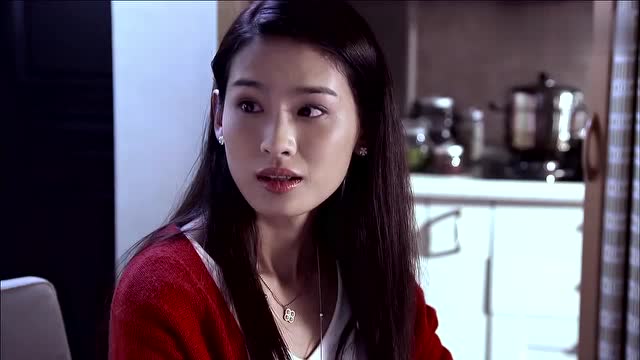 儿子向妈妈要零花钱,同学生日要买礼物,妈妈不但不肯还骂他
