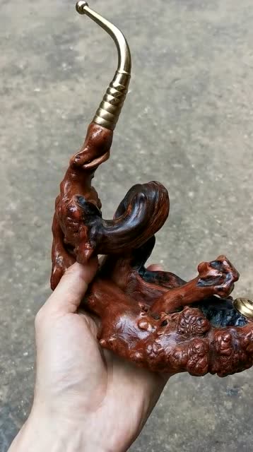 贵州檬子木根瘤独特造型烟斗欣赏!已经包浆