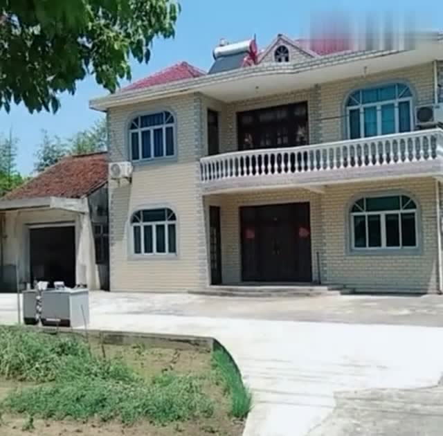 二十万农村小别墅,位置喜欢吗?