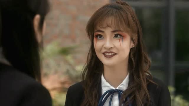 玛丽学园:宋诗瑶连忙道谢,安希妍微微一笑.