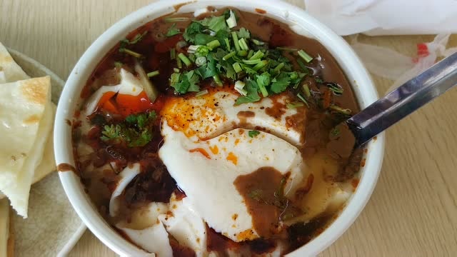 山东豆腐脑,香辣润滑,不得不尝