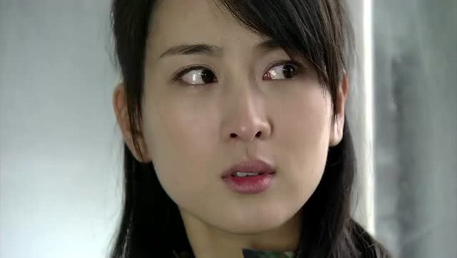 道德底线:马苏面对帅小伙,实在无能为力,眼神中透着疲惫!