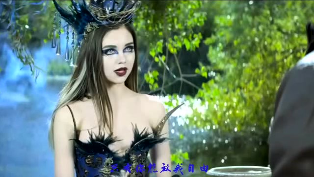 睡美人的诅咒 :男主为爱唤醒睡美人,没想到却是个千年大魔王!