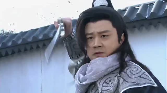 南宫玉辉与丁月华比武功艾虎最后一刻认出了他就是玉蝴蝶