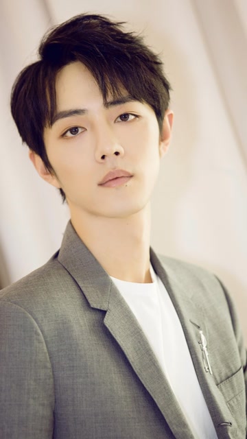 肖战的锤子舞,对比王一博的锤子舞,这两人反差太大了!